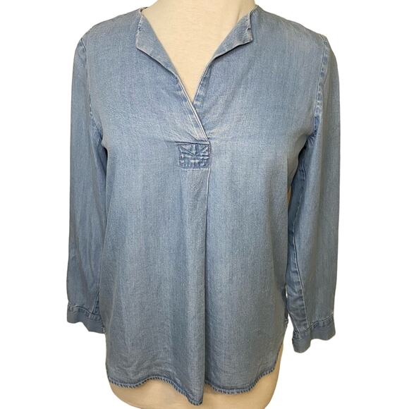 J. Jill Tops - J. Jill Denim Chambray V-Neck Blouse - size XS